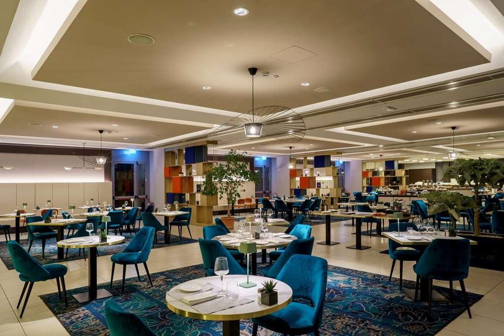 Готель Doubletree By Hilton Milan Malpensa Solbiate Olona Ресторан фото