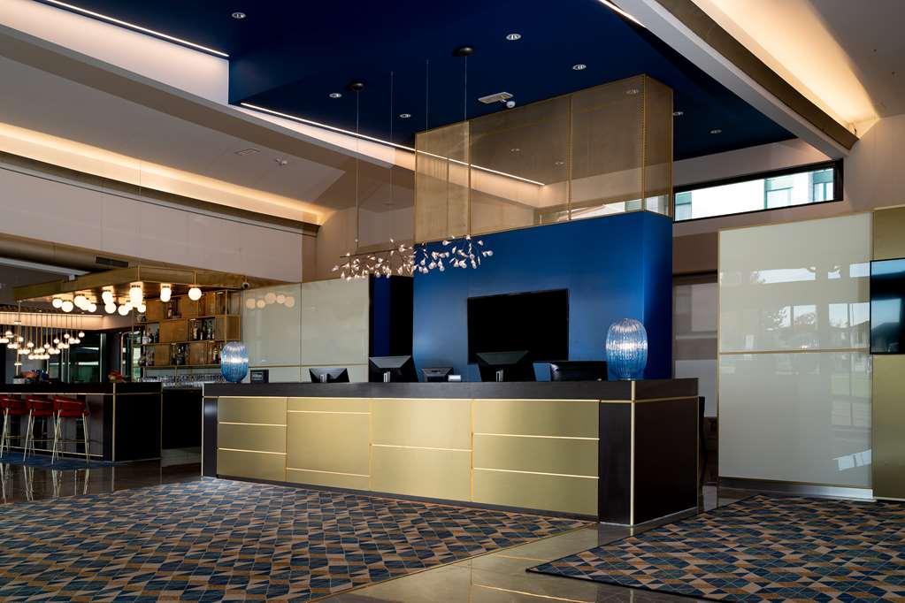 Готель Doubletree By Hilton Milan Malpensa Solbiate Olona Екстер'єр фото